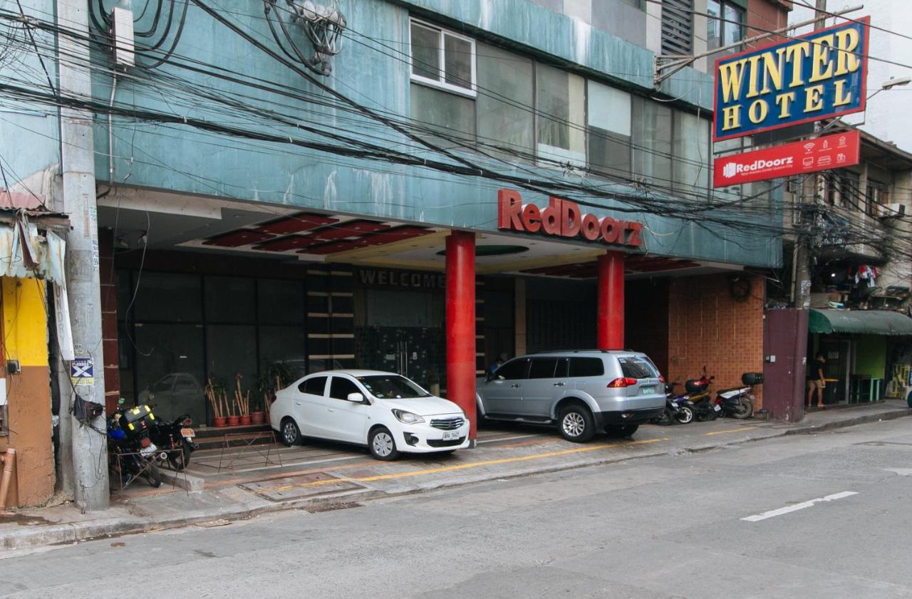 Reddoorz At Winter Hotel Araneta Quezon City Exteriör bild