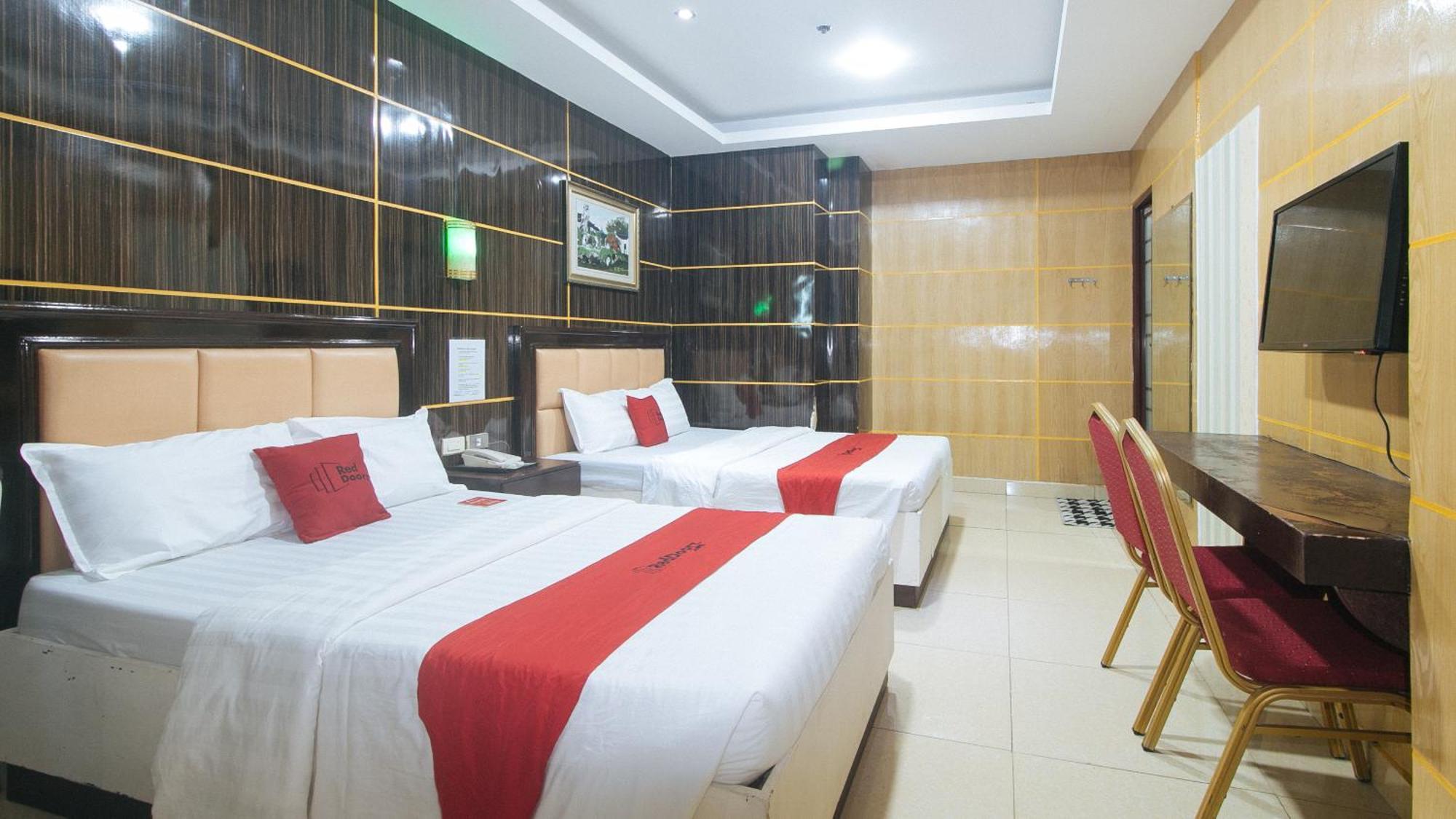 Reddoorz At Winter Hotel Araneta Quezon City Exteriör bild